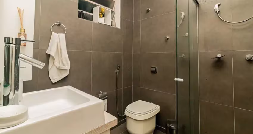 Apartamento com 2 quartos à venda na Rua Eudoro Berlink, 366, Mont Serrat, Porto Alegre