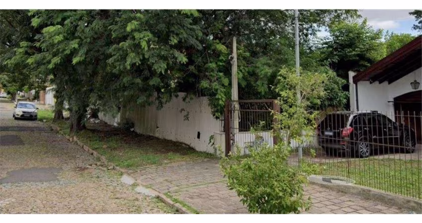 Terreno à venda na Rua São Francisco de Assis, 591, Santo Antônio, Porto Alegre
