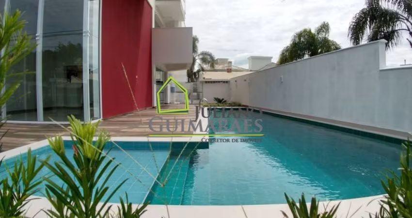 Apartamento ENSOLARADO - Jurerê, SEMI-MOBILIADO, à venda á 700 METROS da praia. Florianópolis/SC