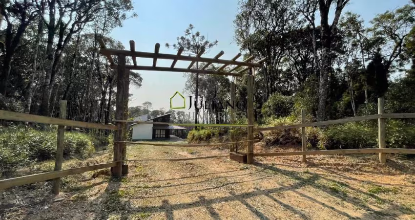 CASA NOVA á venda em CONDOMÍNIO FECHADO em RANCHO QUEIMADO SC