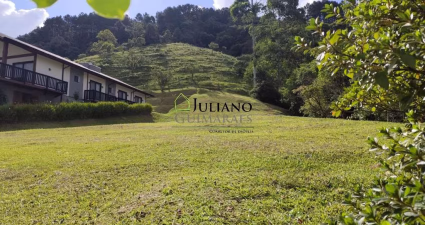 TERRENO Á VENDA no condomínio COSTA DA SERRA - RANCHO QUEIMADO