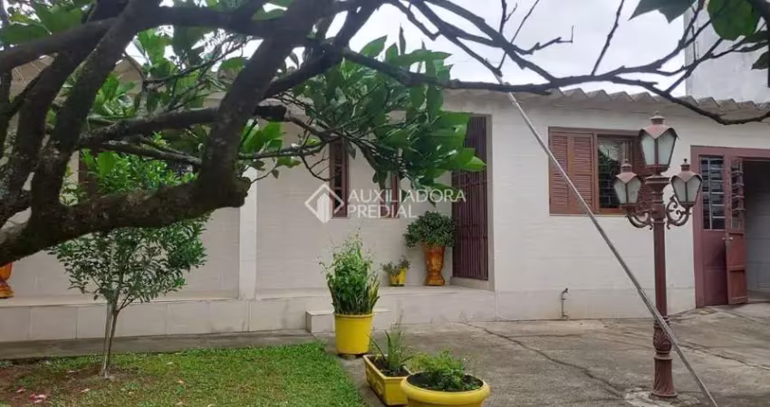 Casa com 3 quartos à venda na Avenida Marechal Rondon, 1825, Vila Fátima, Cachoeirinha