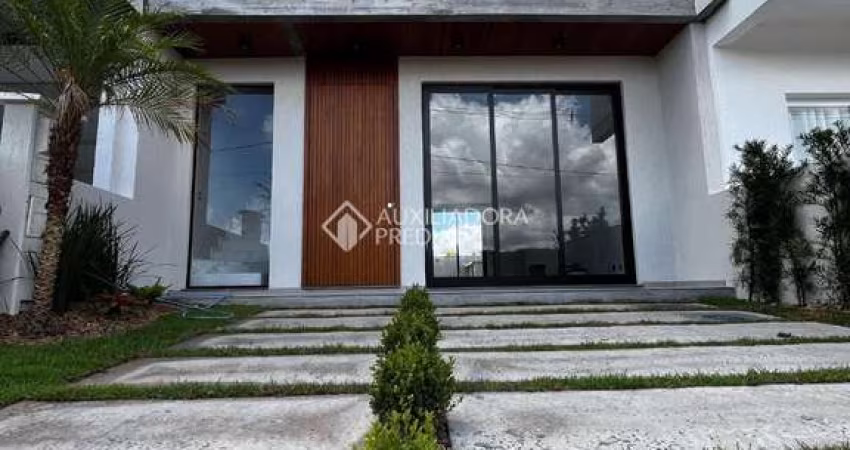 Casa com 3 quartos à venda na Avenida Centenário, 1011, Centro, Gravataí