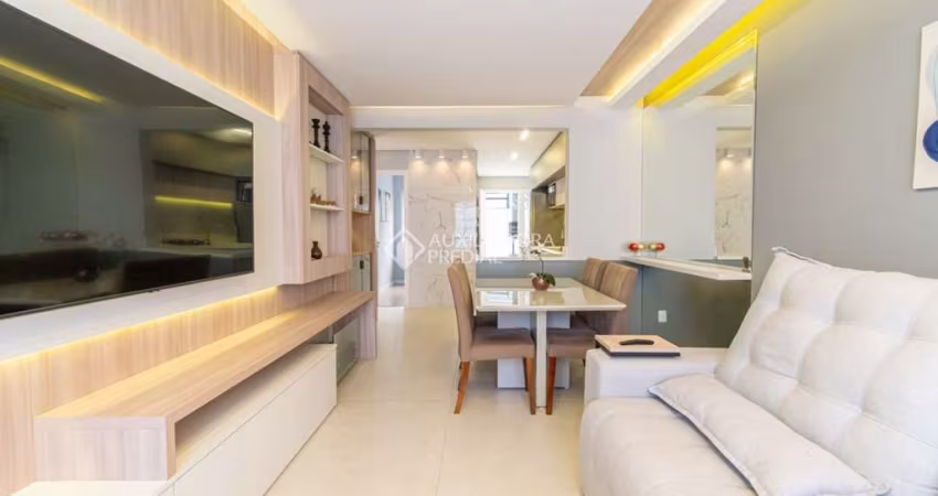 Casa em condomínio fechado com 3 quartos à venda na Avenida Vereador Clóvis Elias Prytula, 325, Central Parque, Cachoeirinha