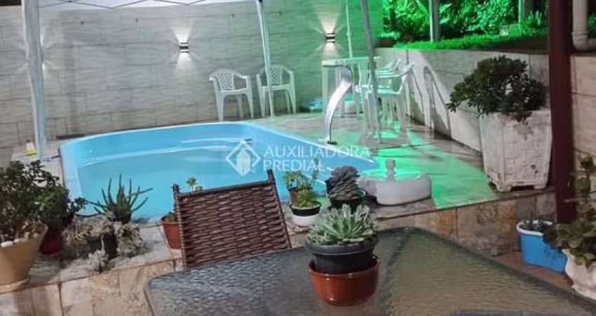 Casa com 2 quartos à venda na Rua Alamo, 80, Jardim do Bosque, Cachoeirinha