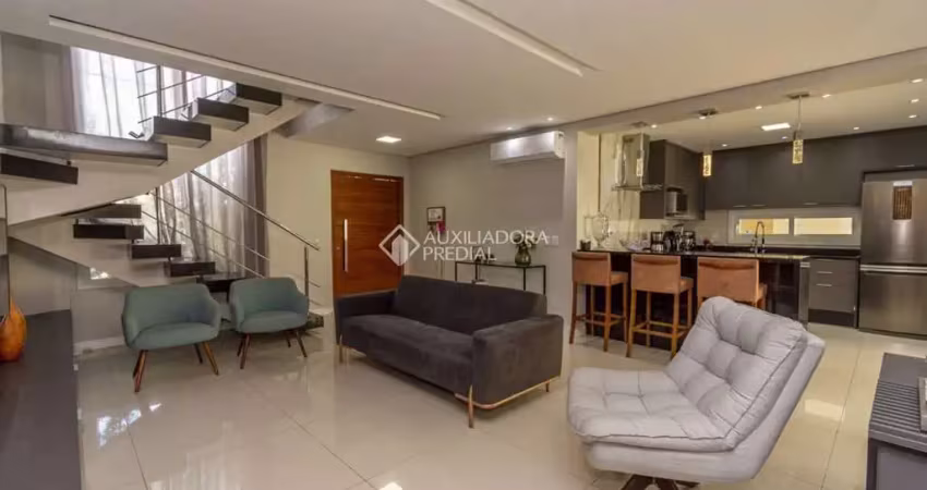 Casa com 3 quartos à venda na Avenida Bromélias, 100, Parque da Matriz, Gravataí