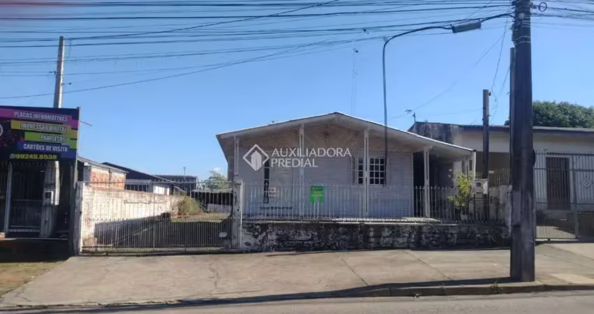 Casa com 3 quartos à venda na Avenida Marechal Rondon, 346, Vila Fátima, Cachoeirinha