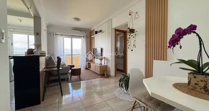 Apartamento com 2 quartos à venda na Avenida General Anápio Gomes, 872, Vila Veranópolis, Cachoeirinha