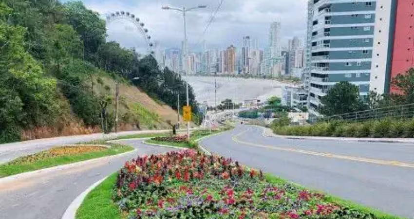 Apartamento com 3 quartos à venda na Rua Bibiano dos Santos, 111, Pioneiros, Balneário Camboriú