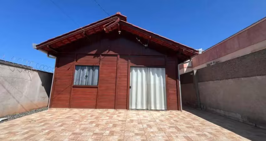Casa com 3 quartos para alugar na Rua Camilo Castelo Branco, 309, Quinta dos Açorianos, Barra Velha