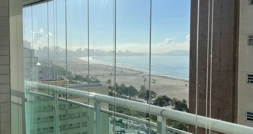 Apartamento de 2 dormitórios na quadra da praia com varanda gourmet