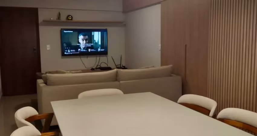 Cobertura de 4 dormitórios no boqueirão com piscina e churrasqueira privativa