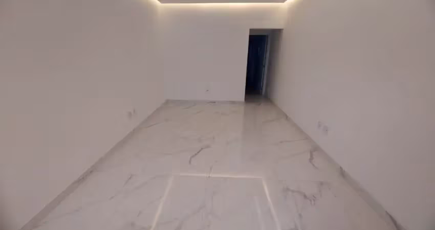 Casa terrea com 3 suítes 94m² com piscina e churrasqueira