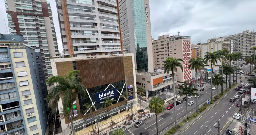 Apartamento de 2 dormitórios 86m² 250 metros da praia  no gonzaga