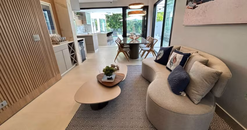 Casa de 6 suites no modulo 16 na Riviera de São Lourenço