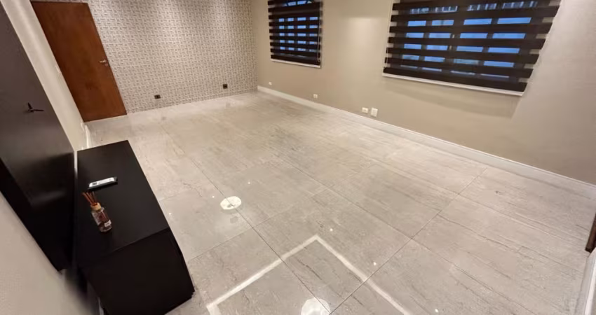 Casa de  4 dormitórios 168m² com lazer completo na  Ponta da Praia