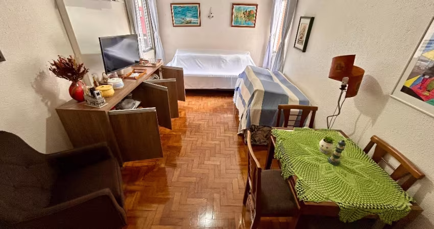 Apartamento de 1 dormitório 58m² frente mar no Jose Menino