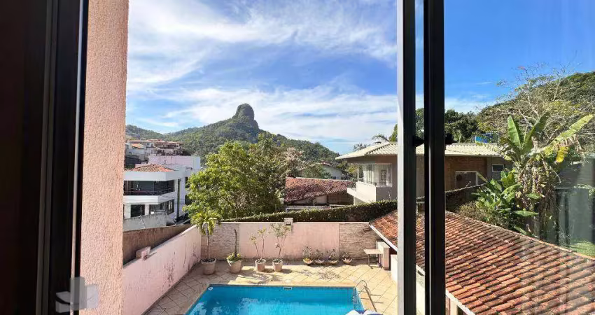 Casa confortável e com linda vista para a pedra dos dois olhos