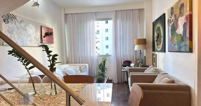 Apartamento duplex de 3 quartos na Praia do Canto.