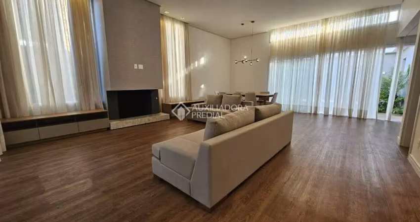 Casa com 3 quartos à venda na Estremosa, 252, Carniel, Gramado
