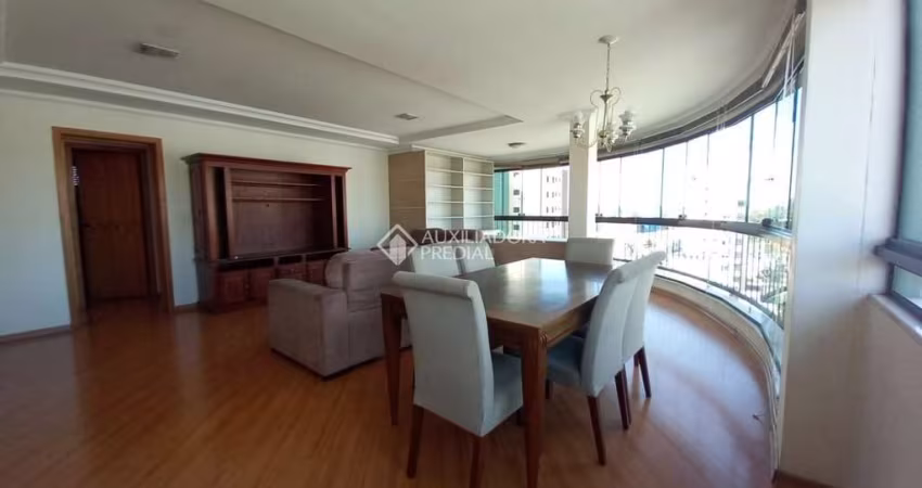 Apartamento com 3 quartos à venda na Rua Coronel Feijó, 453, São João, Porto Alegre