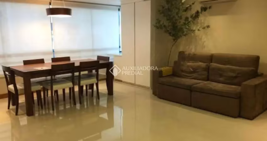 Apartamento com 3 quartos à venda na Avenida Diário de Notícias, 1555, Cristal, Porto Alegre