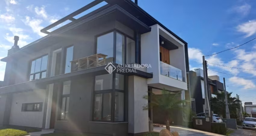 Casa em condomínio fechado com 3 quartos à venda na Avenida Obedy Cândido Vieira, 620, Central Parque, Cachoeirinha