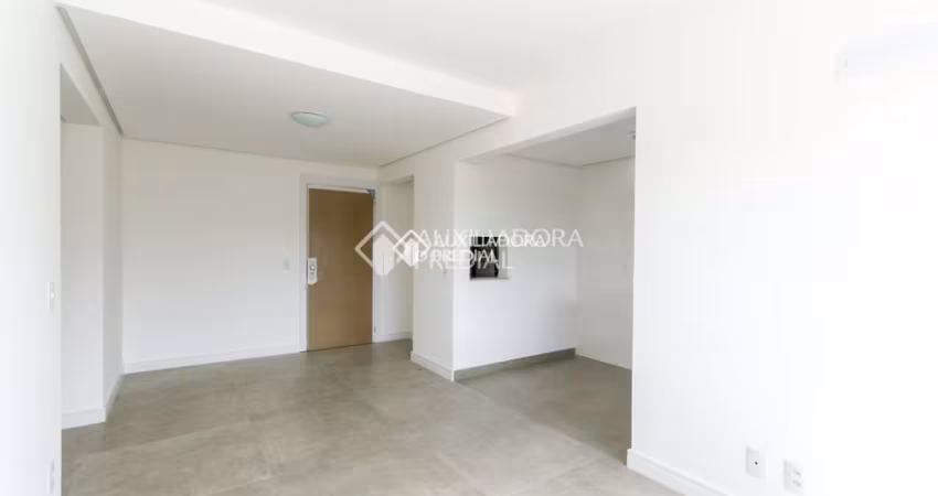 Apartamento com 2 quartos à venda na Praça Doutor Gastão Santos, 18, Passo da Areia, Porto Alegre