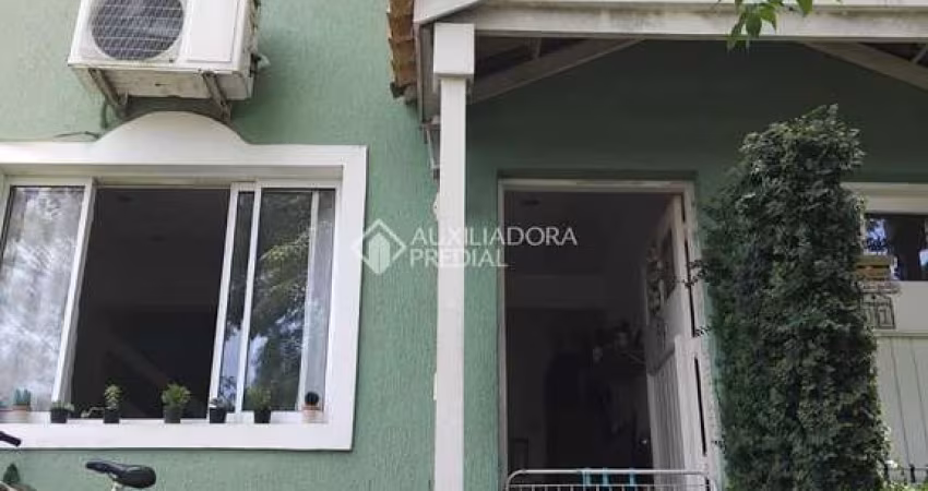 Casa em condomínio fechado com 2 quartos à venda na Rua Engenheiro Frederico Dahne, 255, Sarandi, Porto Alegre