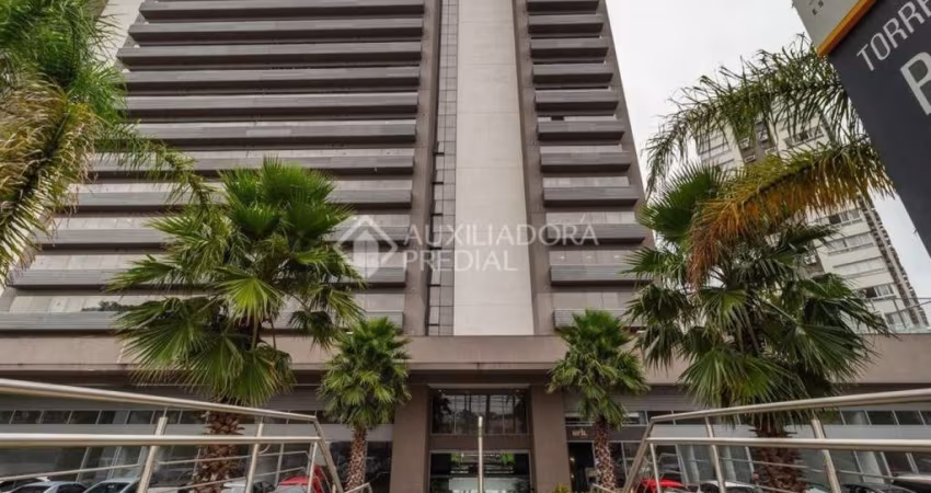 Sala comercial à venda na Avenida Assis Brasil, 4550, São Sebastião, Porto Alegre