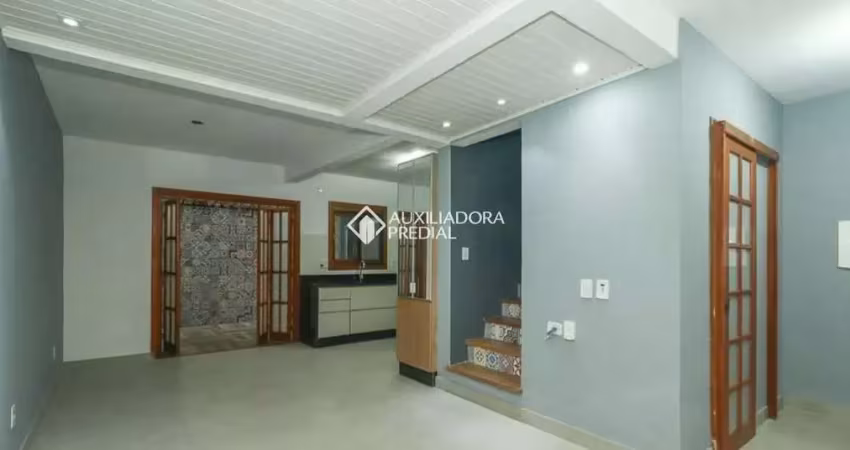 Casa em condomínio fechado com 3 quartos à venda na Rua Monte Flor, 276, Jardim Floresta, Porto Alegre