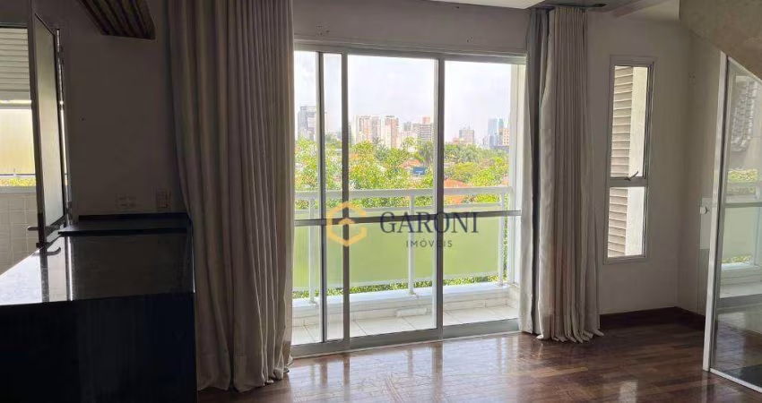 Lindo apartamento triplex na Vila Madalena à venda com 101m² com duas vagas de garagem