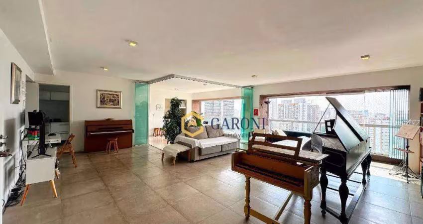Apartamento 161 m2 -  4 quartos - 2 suítes - 4 vagas e depósito