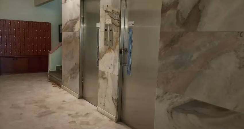 Apartamento com 2 quartos à venda no Centro, Curitiba 