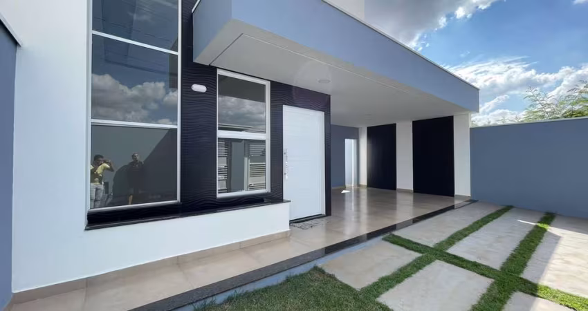 Casa á venda c/ 03 dormitórios, Bairro Portal Ville Jardins - Boituva/SP