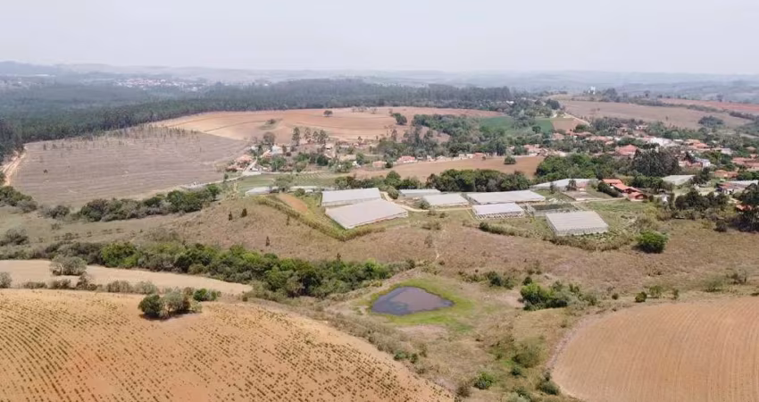 Seu Paraíso Particular: Sítio de 30 Alqueires Luxuoso em Alambari à Venda!