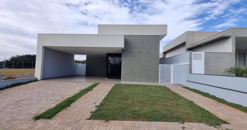 Casa térrea espetacular à venda no Condomínio Esplanada – 3 suítes, piscina aquecida e energia solar