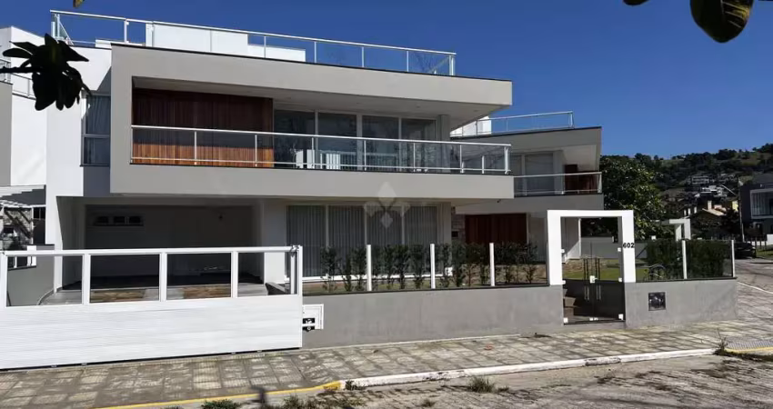 Casa em condomínio fechado com 4 quartos à venda na Rua Das Amendoeiras, 602, Ferraz, Garopaba