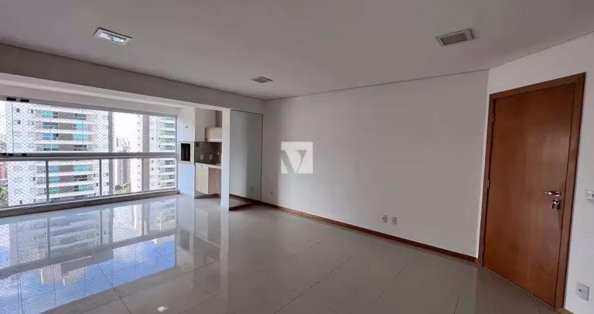 Apartamento a venda no Poty Lazzarotto,  localização privilegiada.