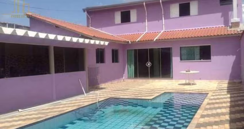 Casa com Suíte e Piscina no Salto de São José, Salto/SP