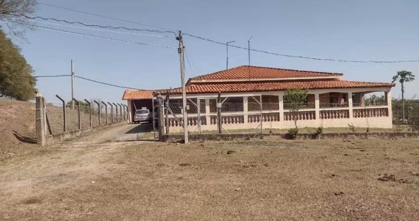 Sítio de 7 Alqueires em Salto/SP com Casa Sede e Área de Preservação