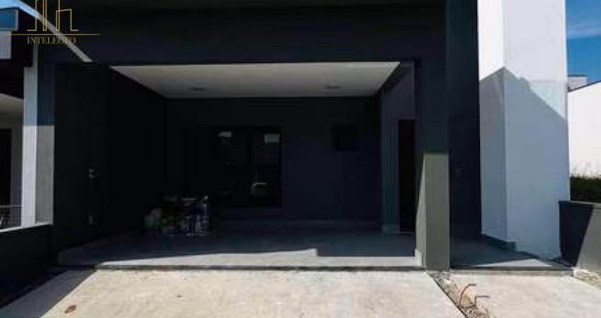 Casa em condomínio fechado à venda no Loteamento Terras de São Pedro e São Paulo