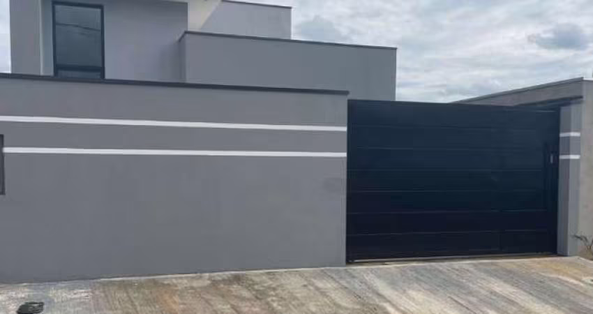 Belíssima Casa Térrea à Venda no Bairro Jardim dos Ipês – Salto/SP 