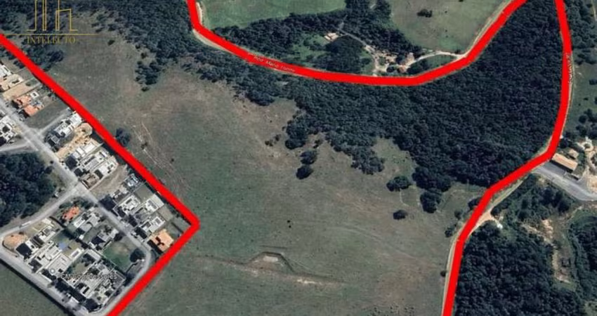 Terreno comercial à venda na Zona Rural