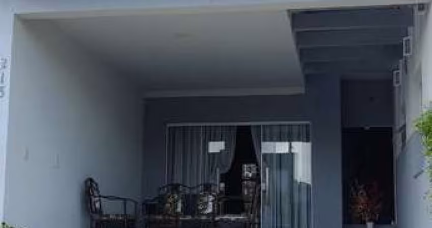 Excelente Casa à Venda no Condomínio Village Moutonne - Salto, SP!