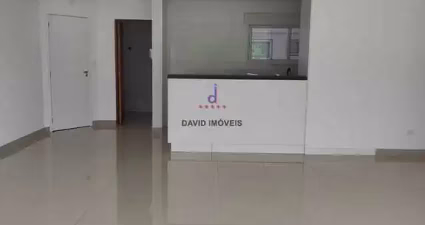 Apartamento com 03 dormitórios, sendo 02 suítes,02 vagas de garagem, 198 mts