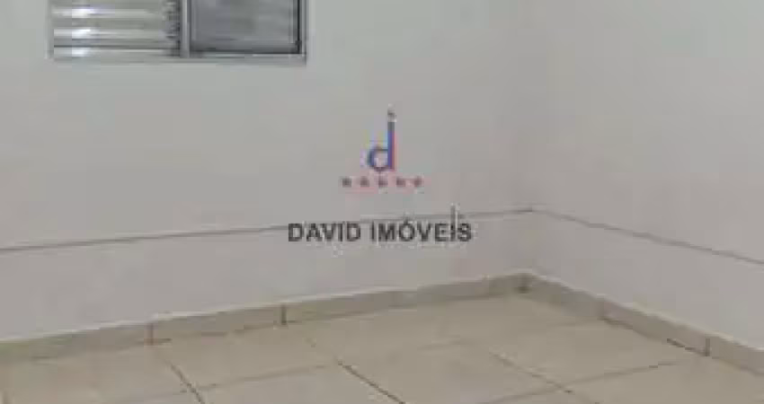 Edícula no caputera, 01 dormitório, sala, cozinha, banheiro, 03 vagas.