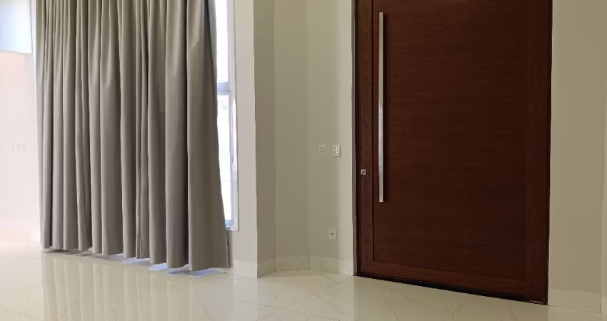 Linda casa térrea 232m², esquina. Belvedere