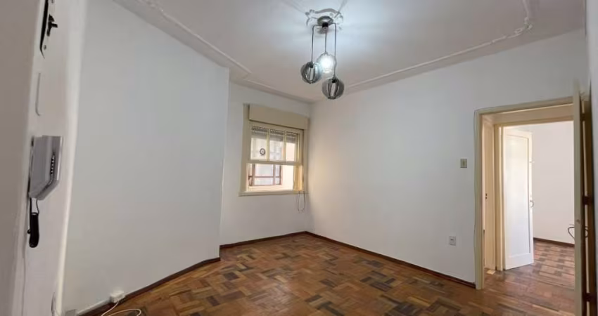 Apartamento de dois dormitórios na Cidade Baixa