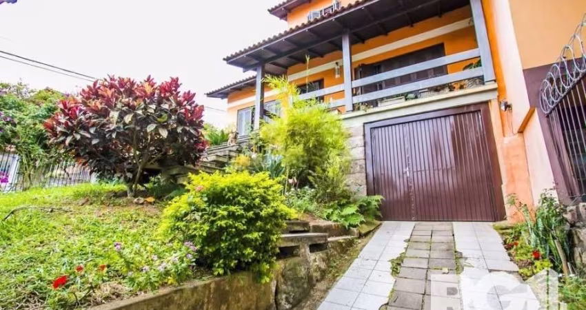 Casa 5 Dormitório(s) Bairro Vila Nova
